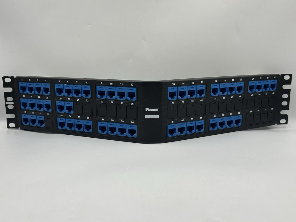 PANDUIT Mini-Com  72 Port Angled Cat 6 Patch Panel 2U CPPA72FMWBLY TX6A Modules