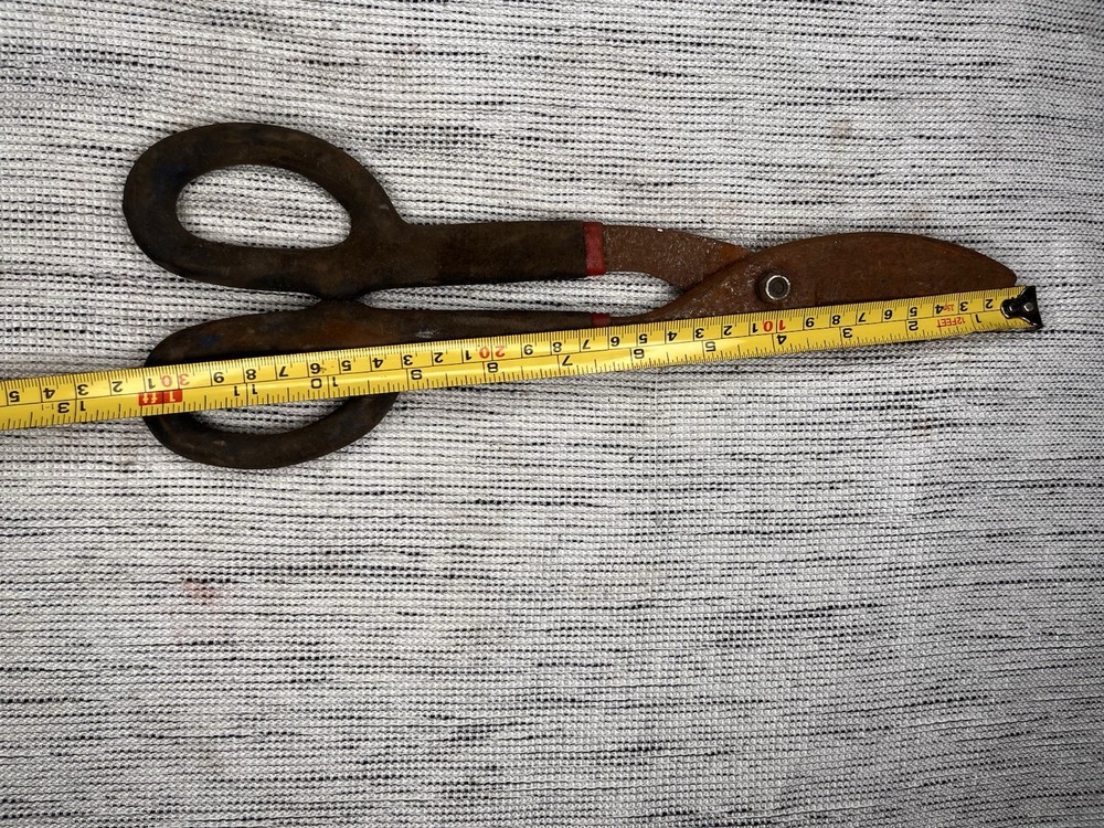 Tin Snips – Heavy Duty Cutting Tool – Used – Dirty