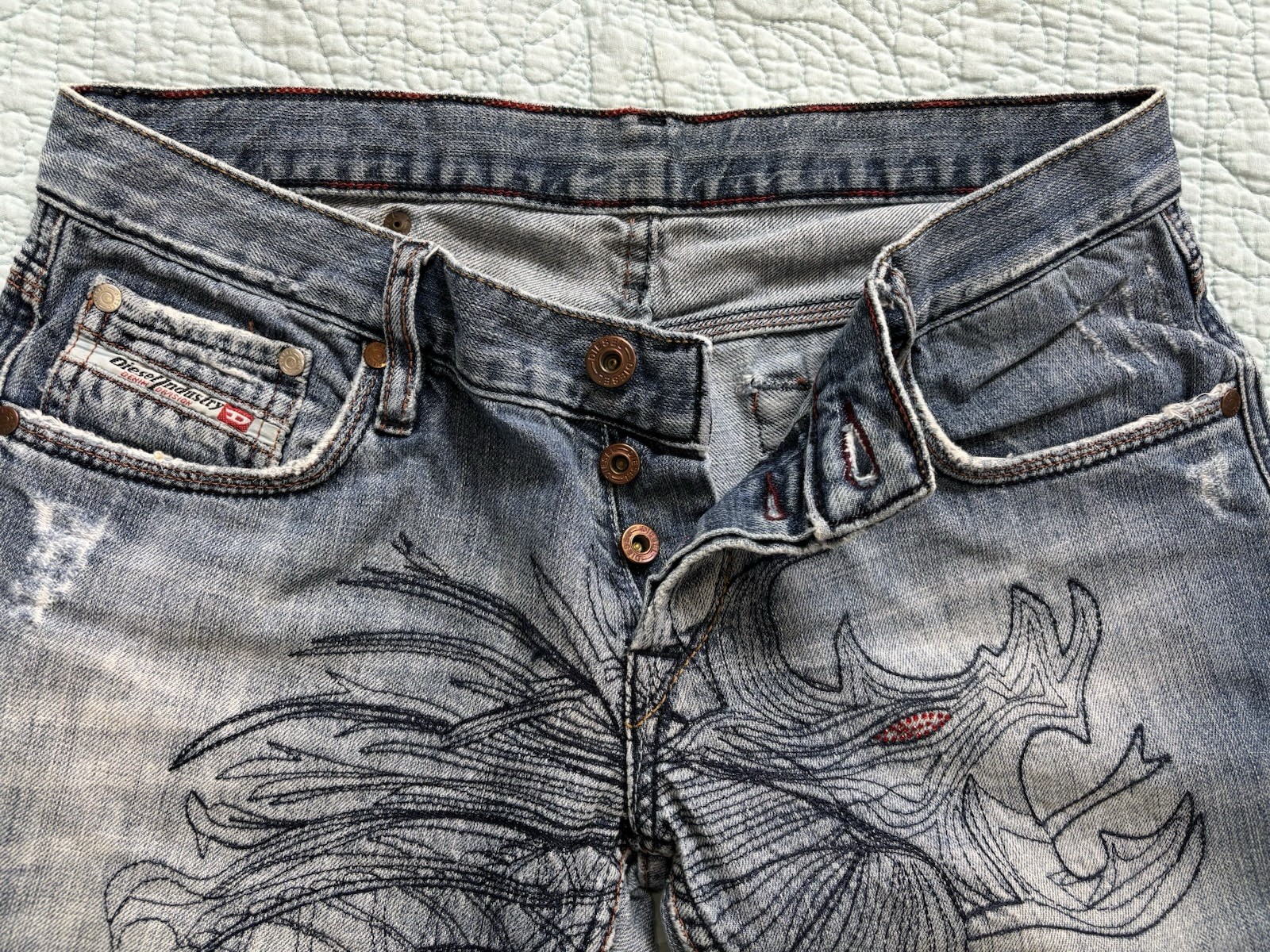 Vintage 90’s/Y2K Diesel Embroidered Dragon Low Rise Button-Fly Jeans - Rare!