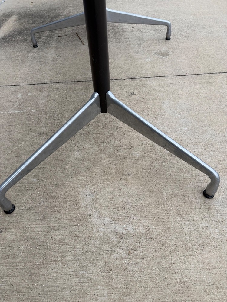 Herman Miller Segmented Base