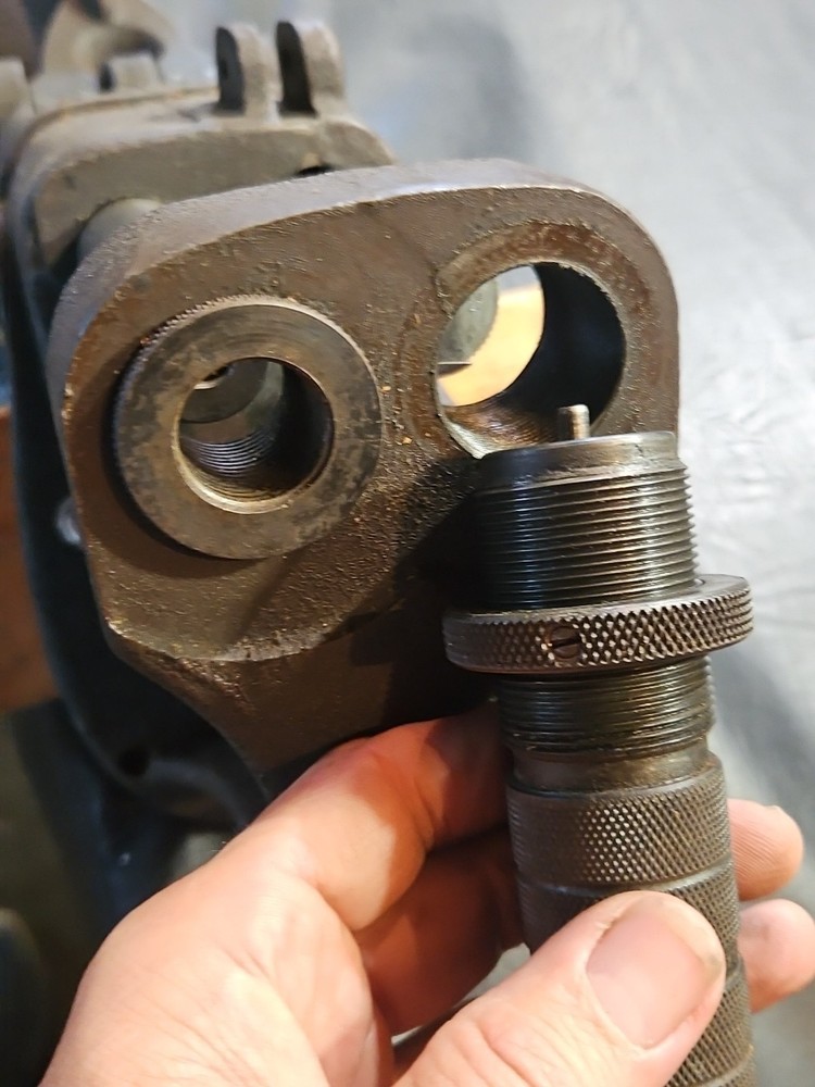 **Bundle** HERTER'S SUPER MODEL 81 Double Head Reloading Press With Dies