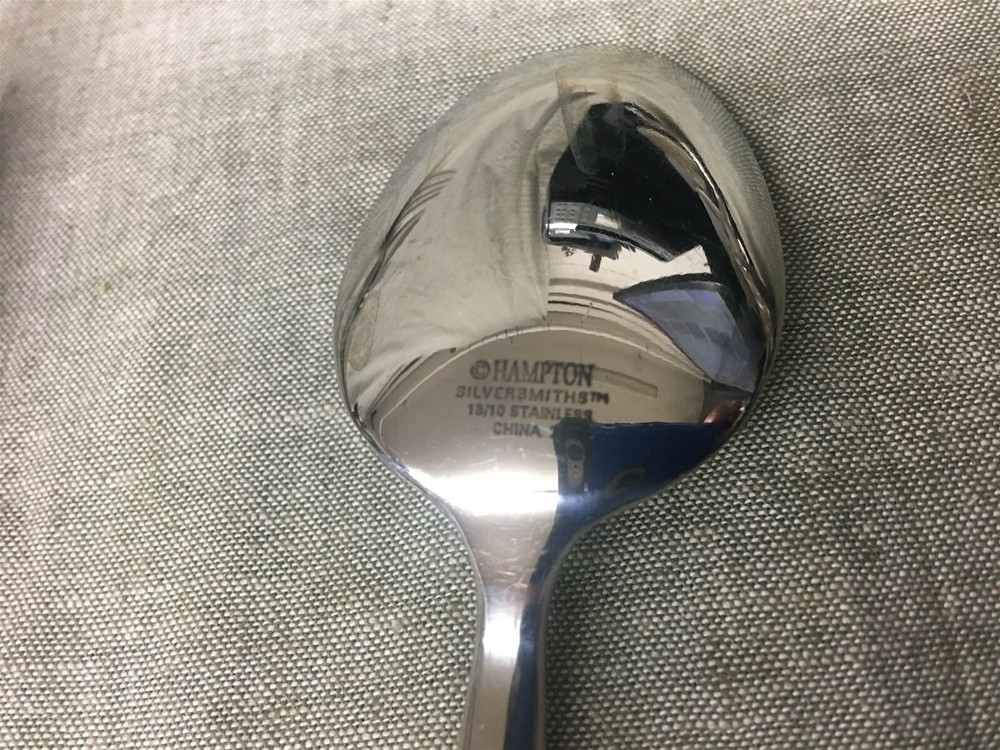 5 Piece Place Setting Hampton Silversmith's Monument Stainless