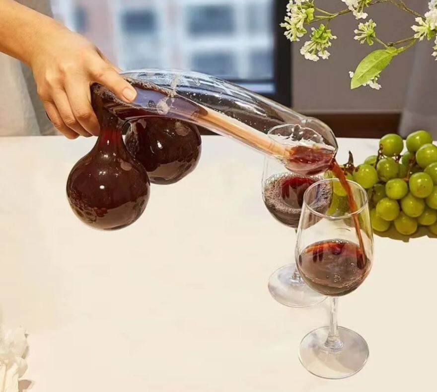 Holiday Funny Glass Wine Decanter Glass Alcohol Bottle Party Wine Accessories