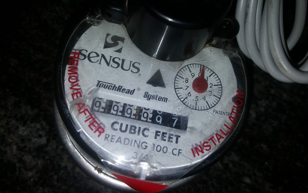 Sensus water meter 3/4" Reading 100 Cubic feet.