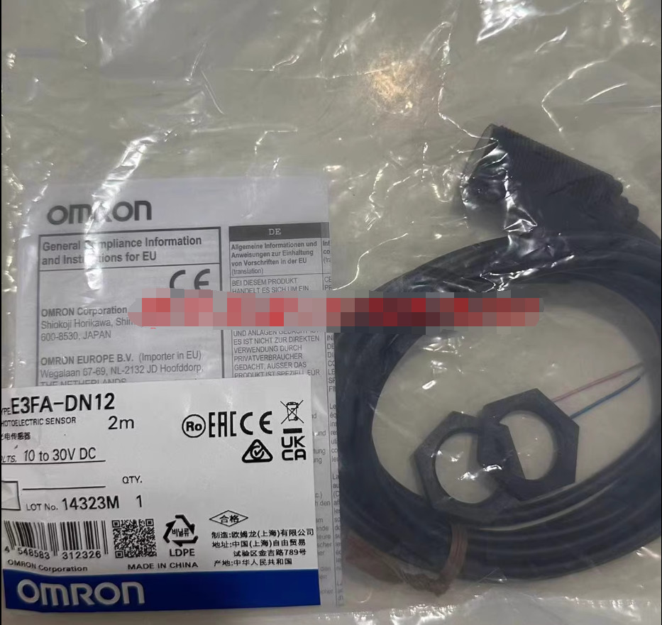 1PC New Omron Photoelectric sensor E3FA-DN12 2M #LL