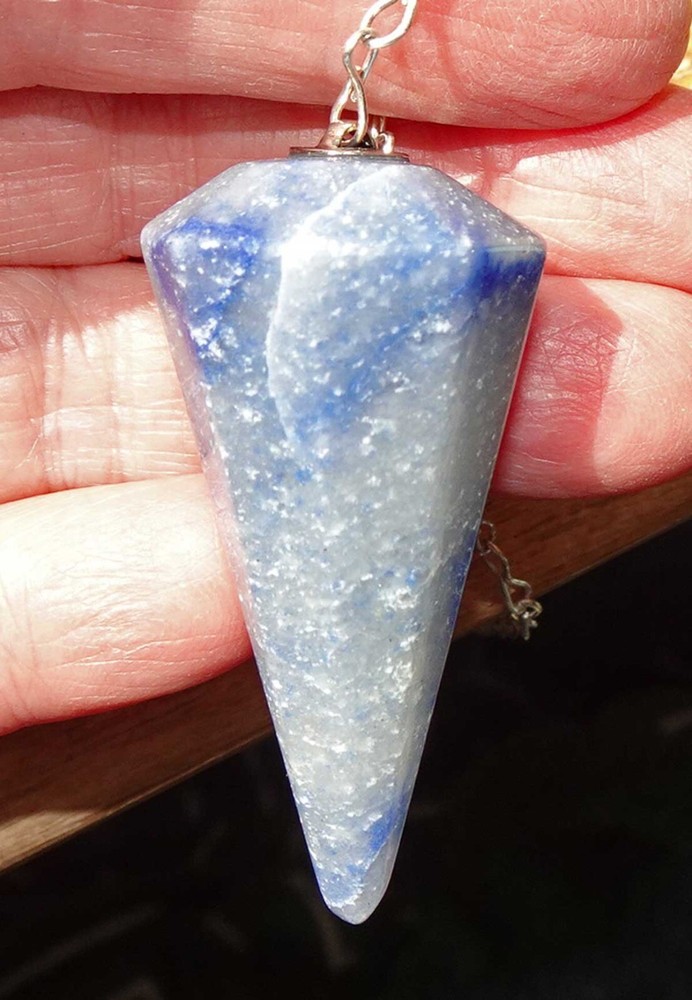 Blue Quartz Pendulum (Dumortierite) p28