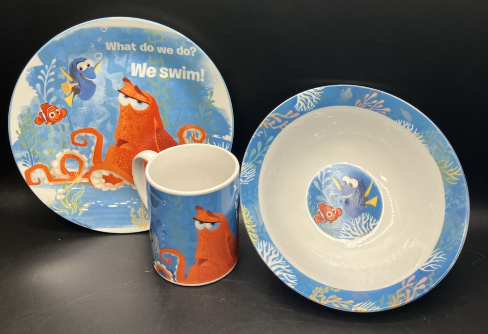 Disney 3 Piece Finding Dory Ceramic Dinnerware Set, Multicolor Plate, Bowl, Mug