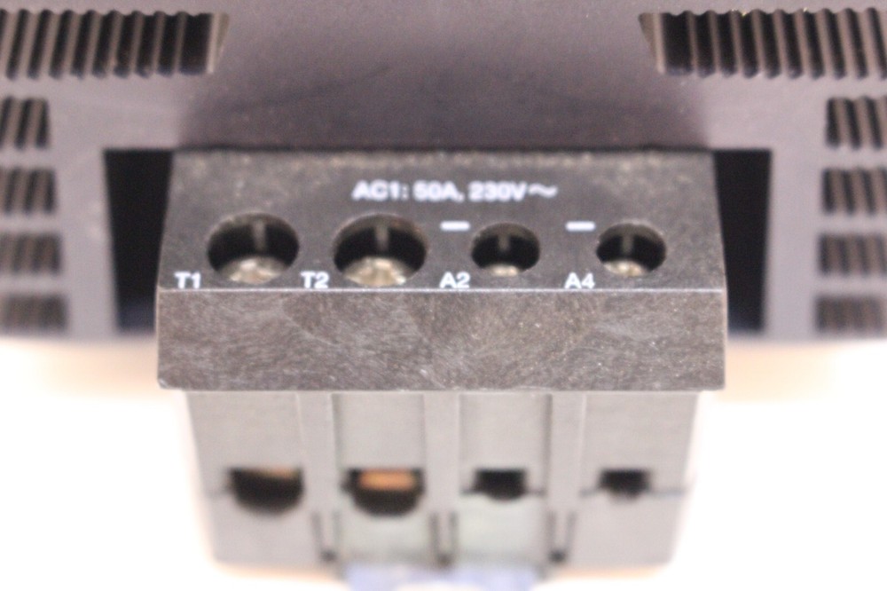 Carlo Gavazzi RN2A23D50 Solid State Relay Semiconductor Contactor
