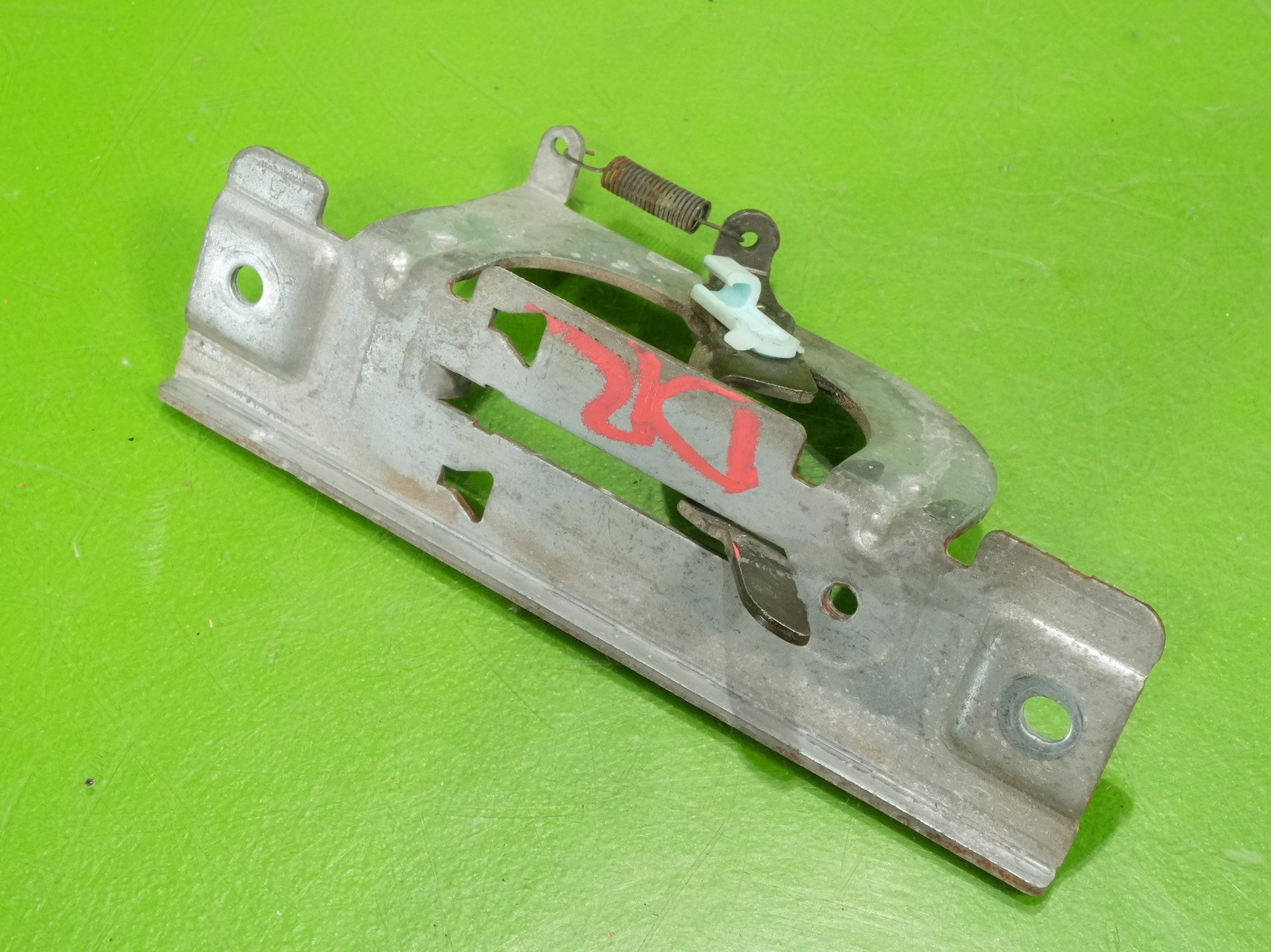 92-95 Civic hatch hatchback OEM 74790-SR3-003 rear back tailgate opener lever