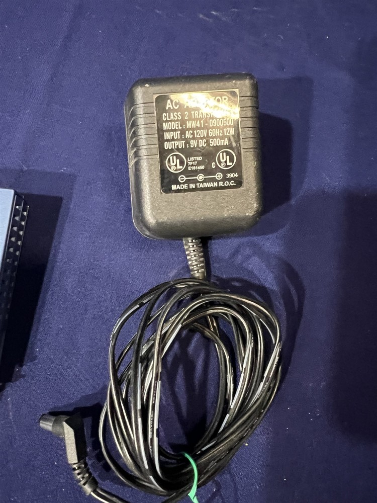 Trendnet TE100-P1P/A Parallel Port Network Print Server w/Power Adapter