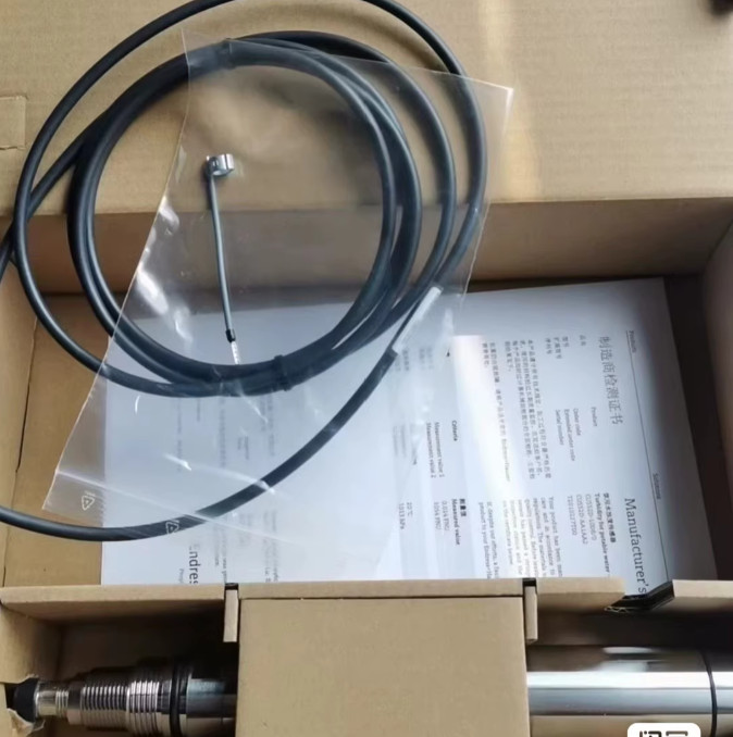 1pcs E+H Truebungs Sensor cus51d-aac1a2