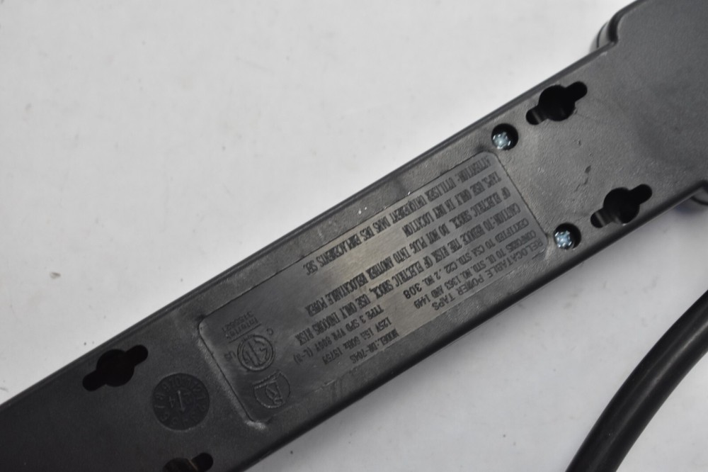 Maxxima Surge Protector 6 Outlet Device Black 2' Cord Electrical Distribution