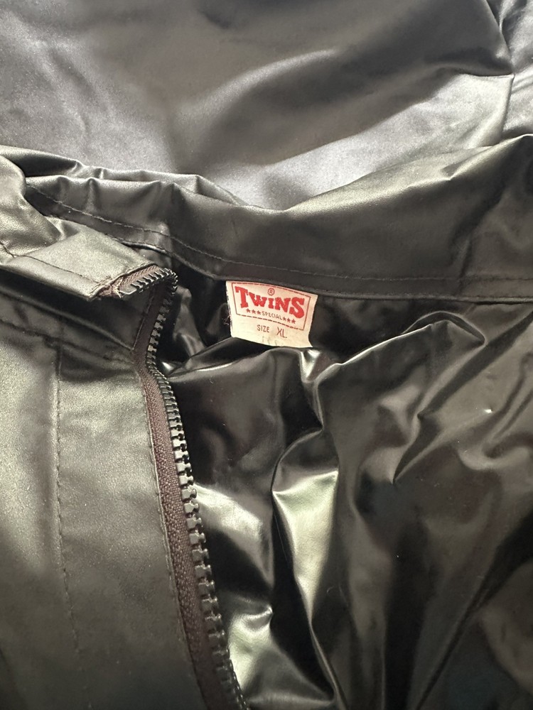 Twins sweat suit
