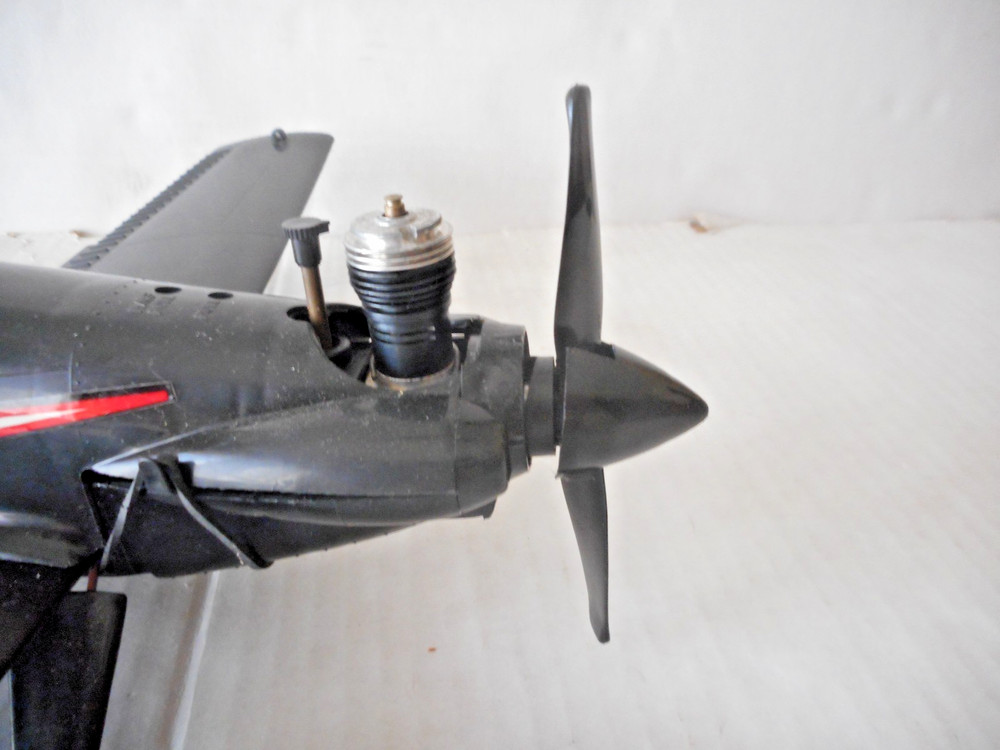Cox Thunderbolt .049 Engine Powered Model Airplane Ex