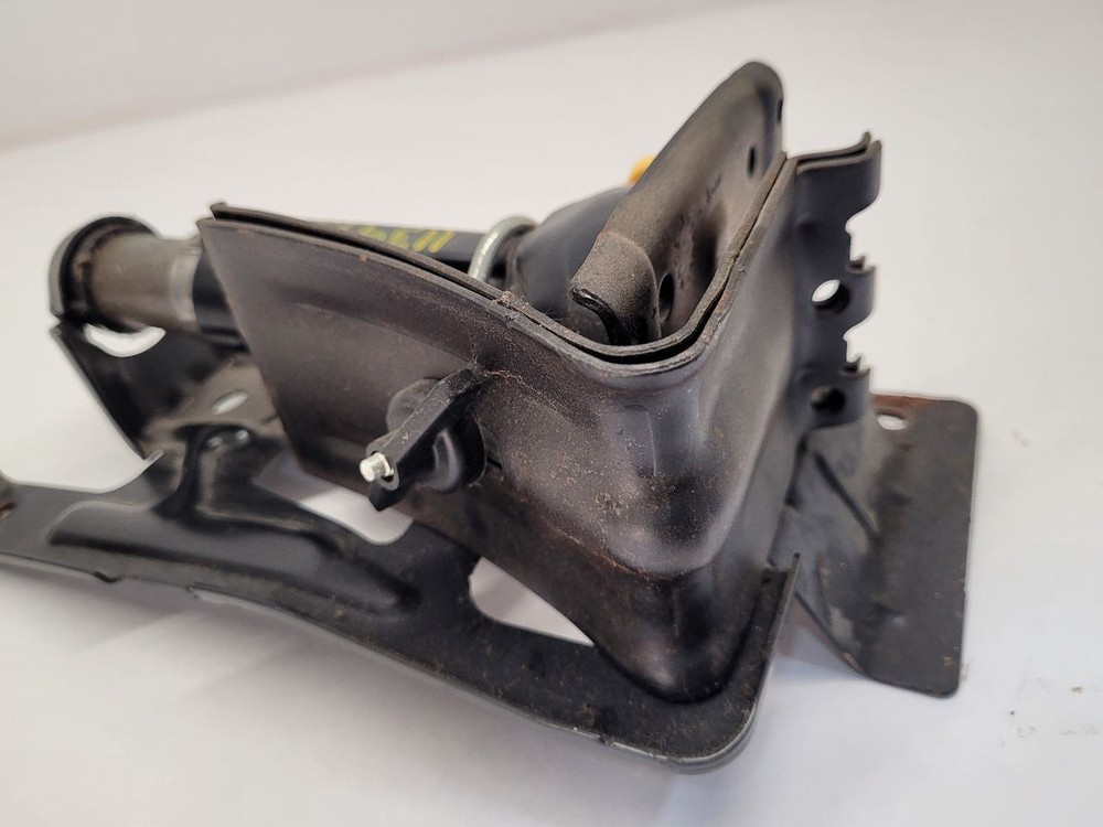 2015 15 GMC SIERRA 1500 Bottle Jack