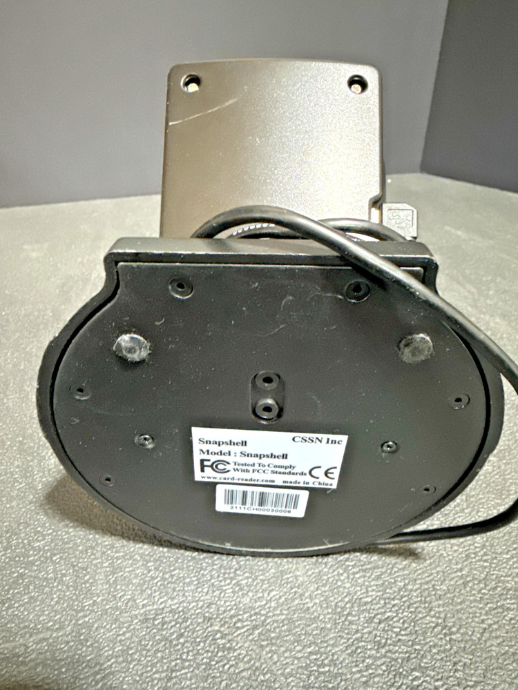 SnapShell USB ID Card Scanner & Reader - Powers On