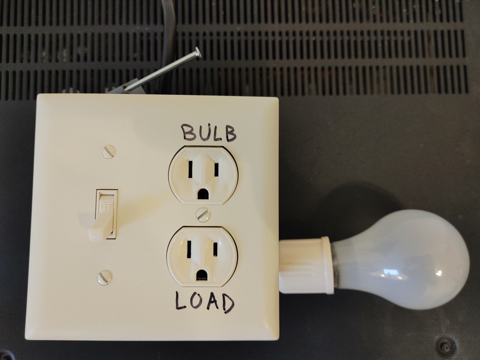 Dim Bulb Tester w/ 100W Bulb & Voltmeter Current Limiter for Amplifiers Stereos