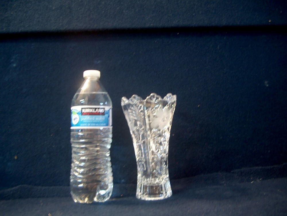 CRYSTAL VASE 6 1.2"