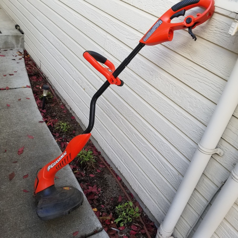 Black & Decker GrassHog 14" Weed Eater Automatic Feed Spool No Bumping Required