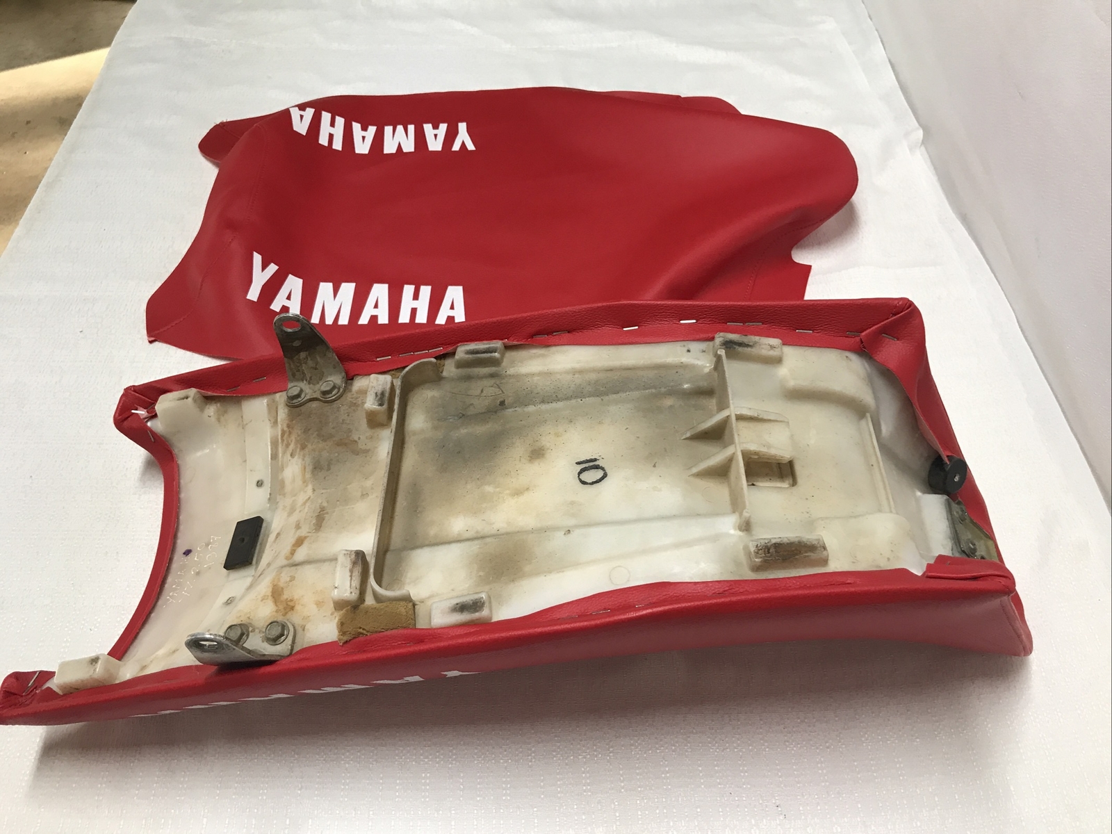 YAMAHA YZ125 (1986-1988) YZ250 (1986-1987) YZ490 (1986-1990) SEAT COVER  [Y-4]