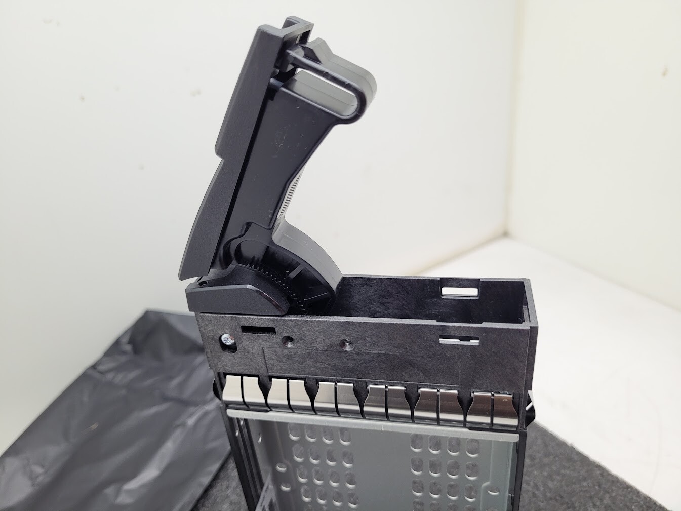 HDD LFF 3.5" Hard Drive Tray Array Caddy JBOD 0993690-03