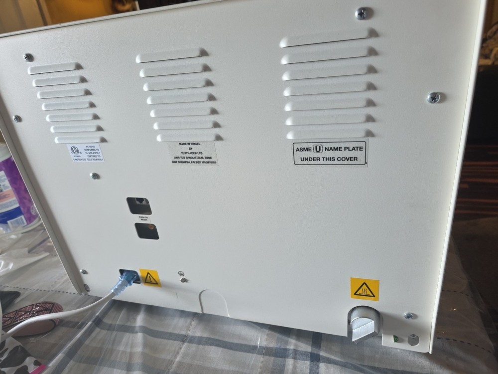 Tuttnauer EZ11PLUS Automatic Autoclave