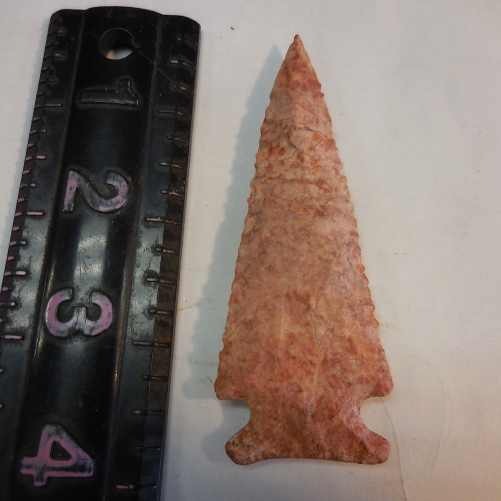 KIRK POINT--CLASSIC FORM AND FLAKING