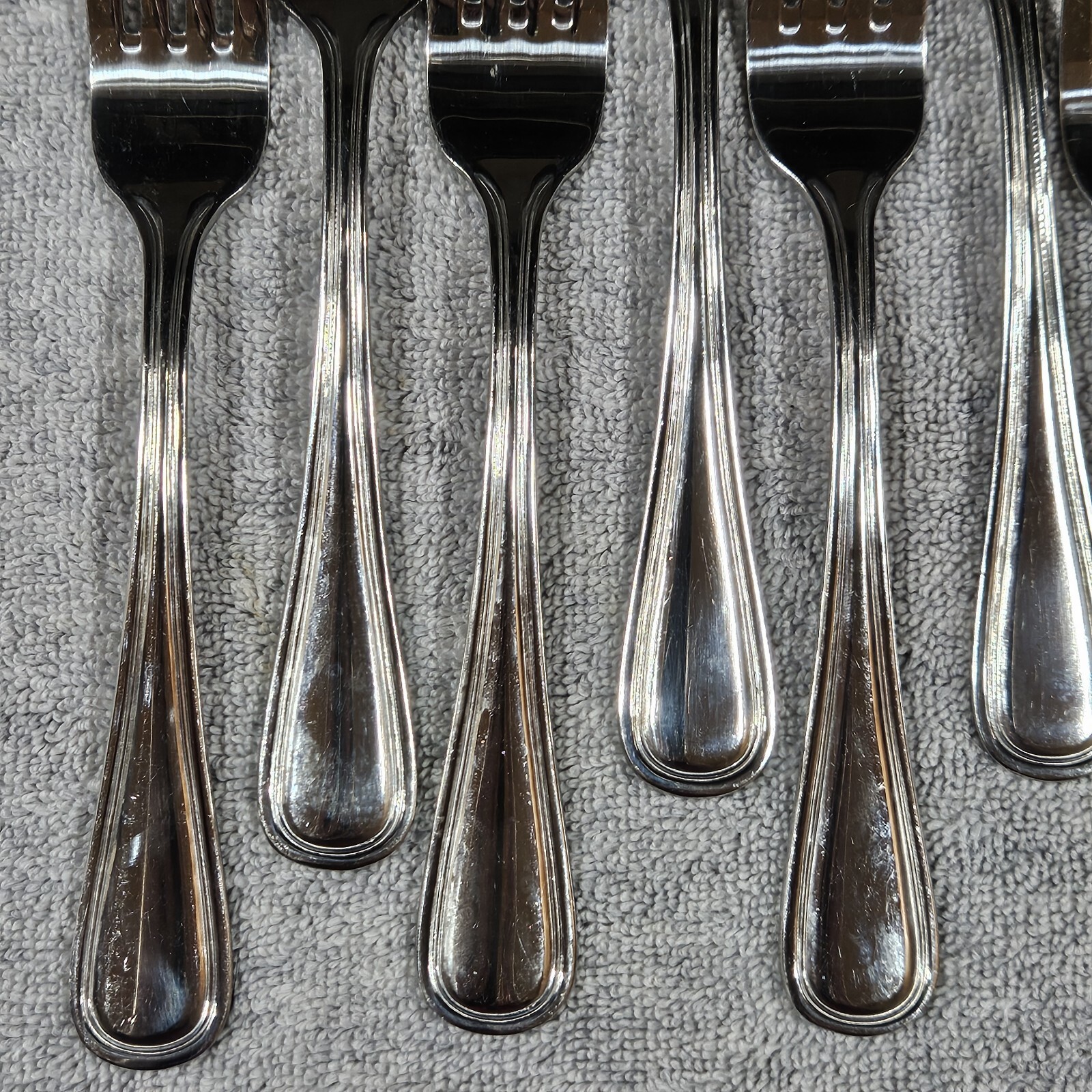 Set of 10 Walco Pacific Rim Dinner Forks 7-1/2" Stainless With Mirror Finish