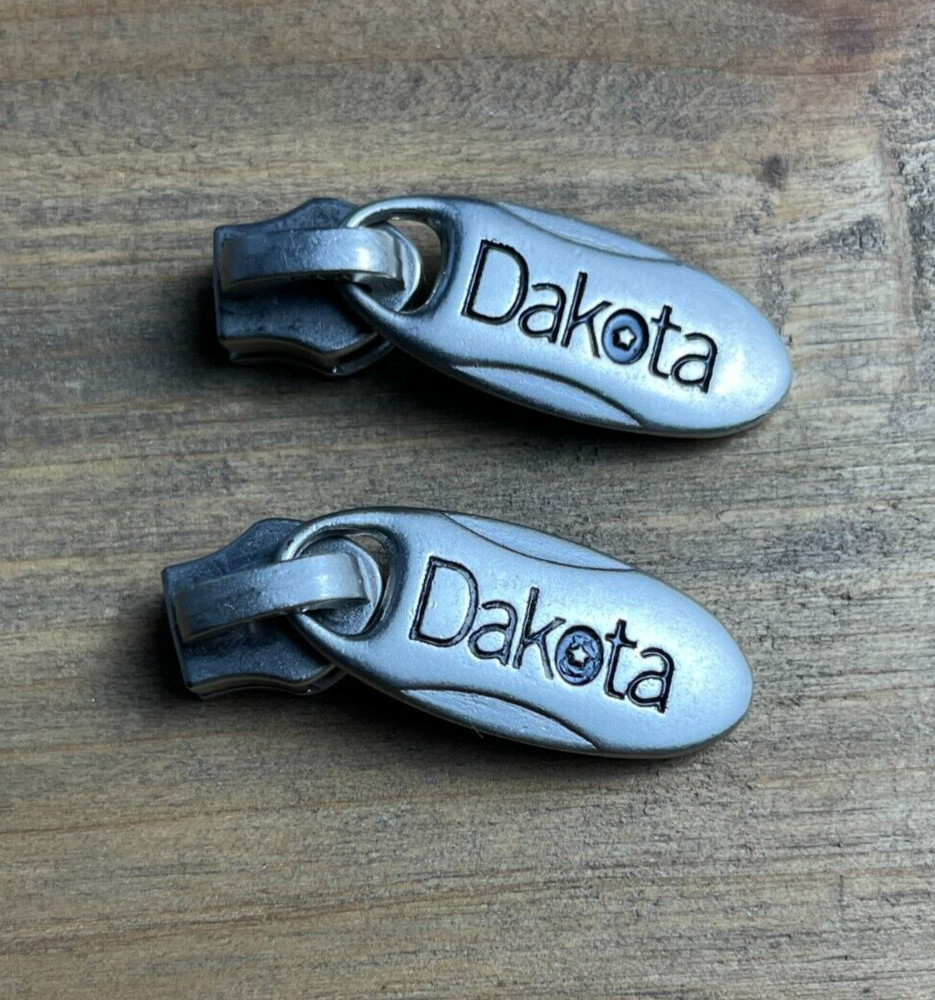 2x Dakota by Tumi Replacement Sliders - Nickel, Small (Zipper Pulls / Pull Tabs)