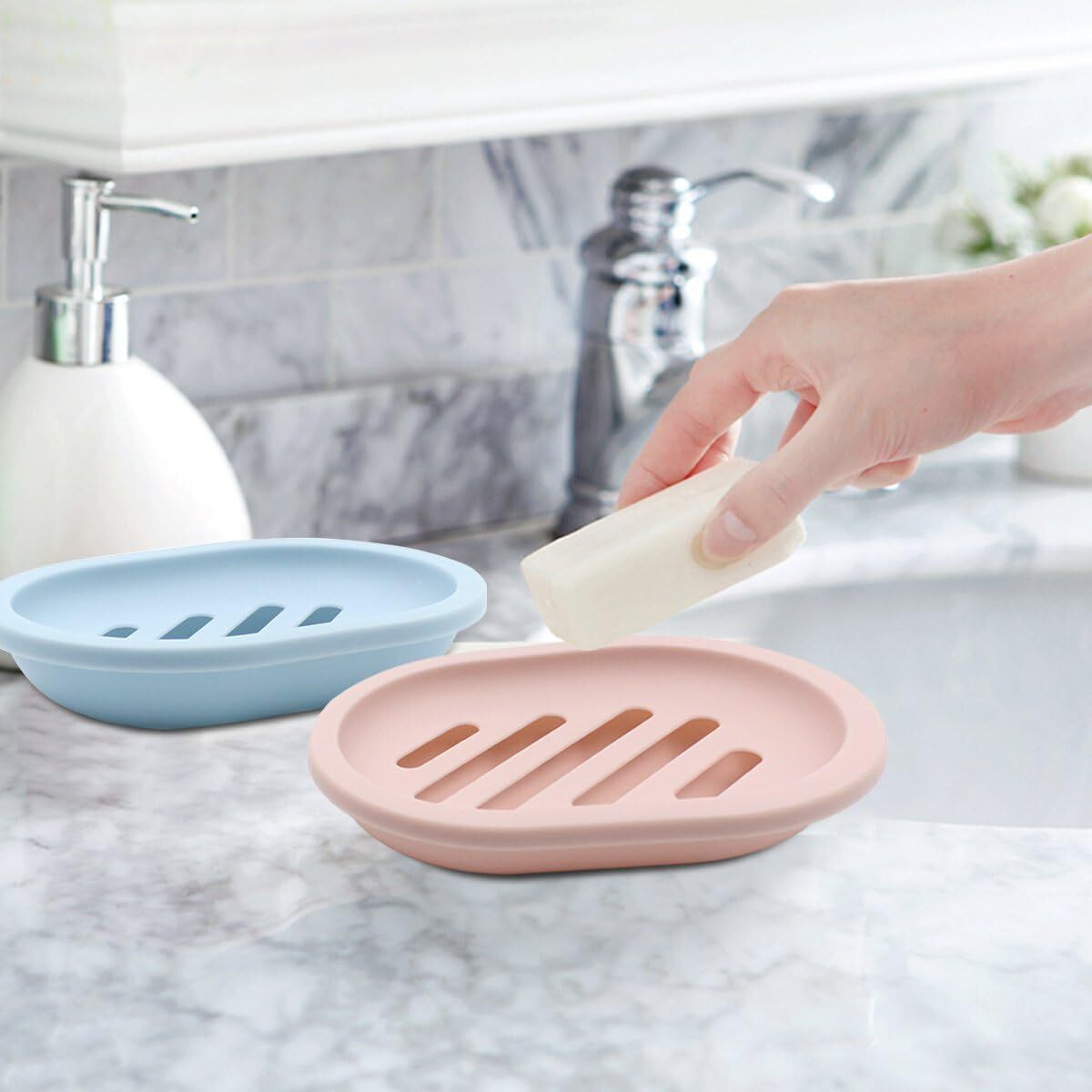 Bathroom Water Draining Soap Dish Case Holder Drainer Soap Saver Storage Box New