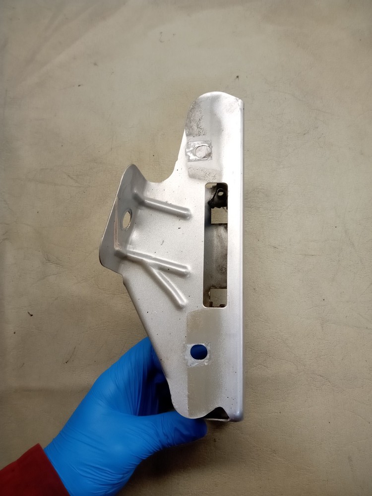 Vivaro Trafic Primastar Front Drivers Side Wing Bumper Support Bracket 06-14
