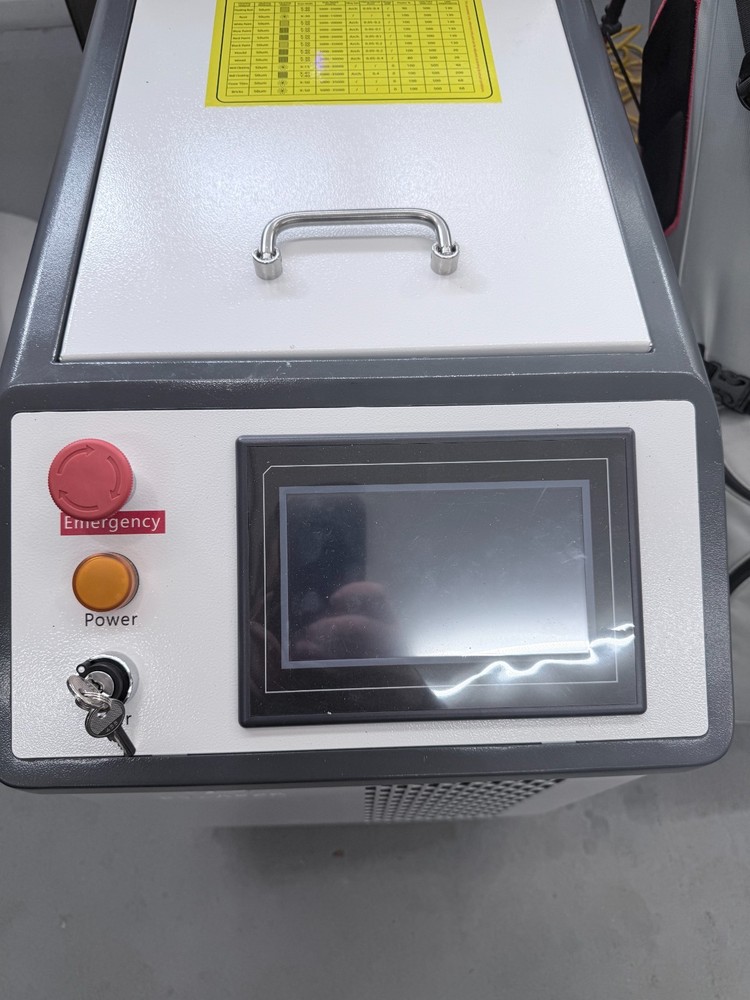 Laser Cleaner - 300 watt fiber