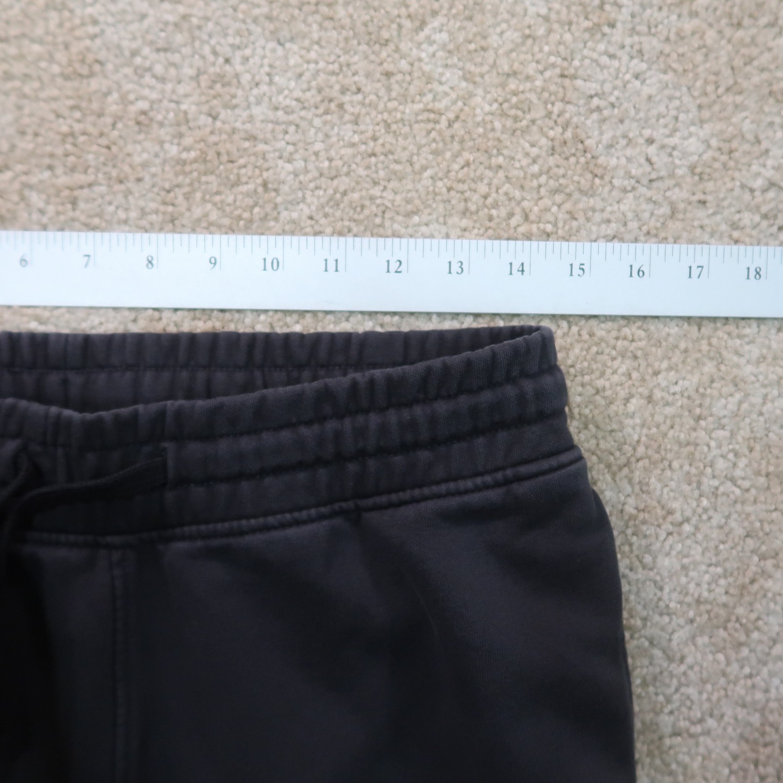 Gymshark Jogger Sweatpants Men's small Black Tapered Leg