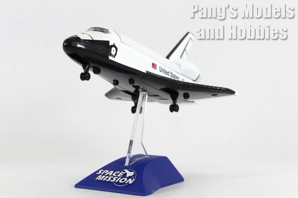 Space Shuttle - Astronauts and Display Stand 1/200 Scale Diecast & Plastic Model