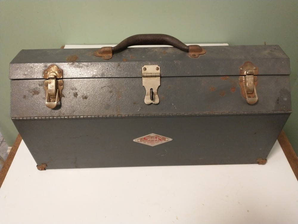 1941/ S & K / HINGED TOP / HEAVY DUTY TOOL BOX