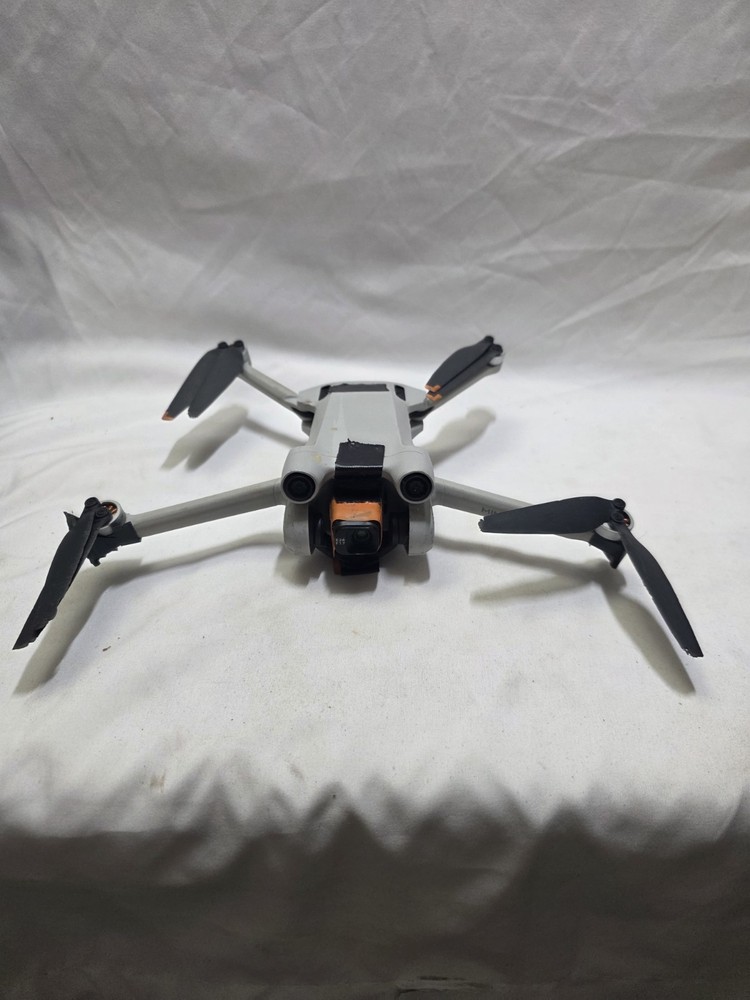 DJI Mini 3 Drone w/ Controller & Case – Video & Zoom Powers On-Gimbals Broken