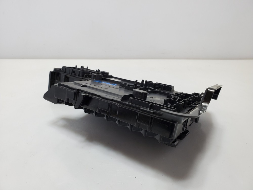 ✅ 20-22 OEM Tesla Model Y Right Passenger Side Voltage Body Control Module Unit