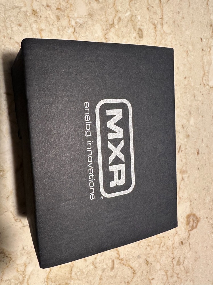 Dunlop MXR SuperComp M132 Compressor Guitar Effect Pedal