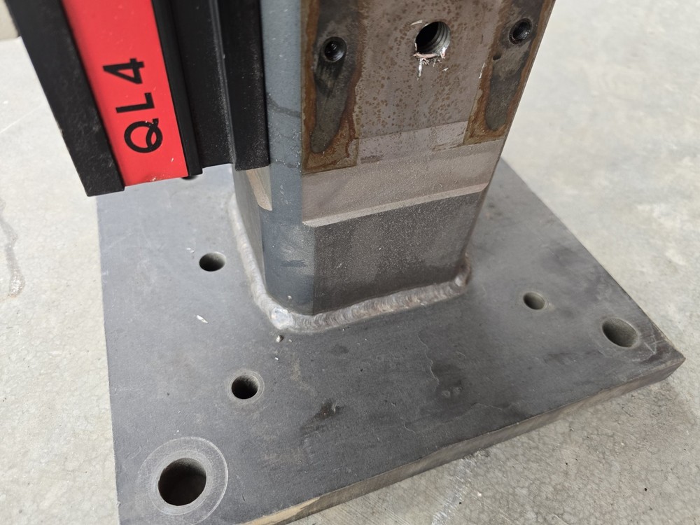 CHICK QL4 Vise With TOMBSTONE *CAN SPLIT*