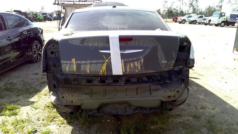 300 2014 Fuse Box Cabin 1038366111