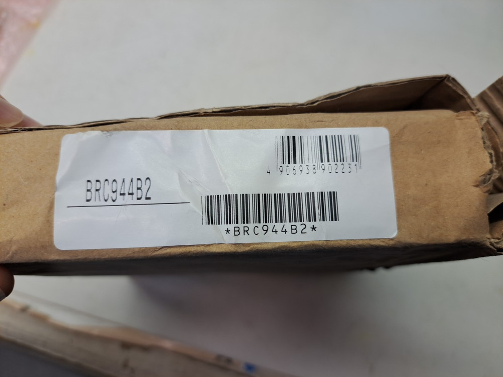 DAIKIN BRC944B2 wired remote controller kit NEW, open box