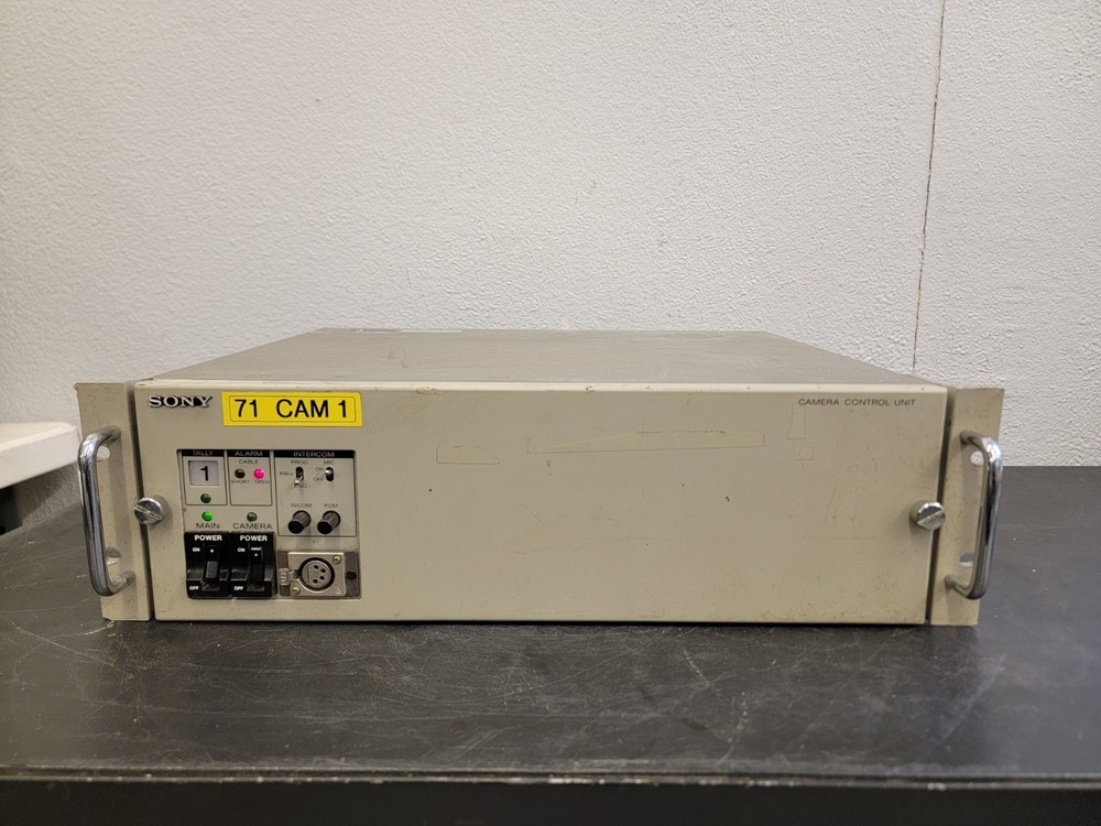 Sony CCU-370 Camera Control Unit (2)
