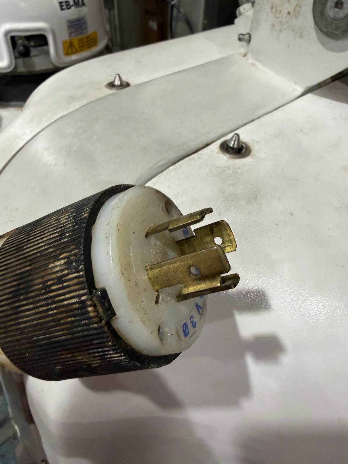 GLIMEK BDR-110-36 COMMERCIAL BUN DIVIDER ROUNDER