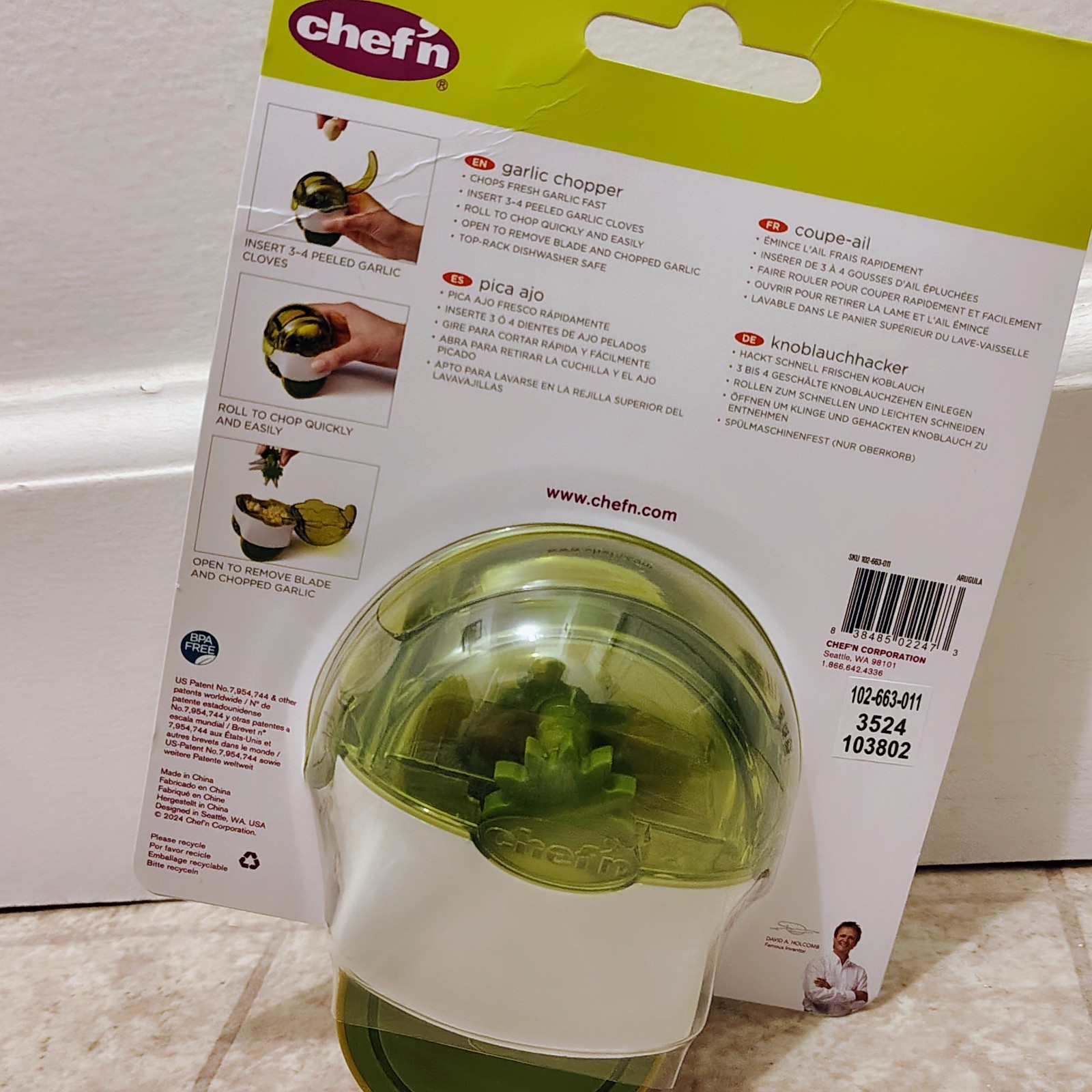 Chef’n GarlicZoom XL Garlic Chopper – Fresh Garlic Mincer – New in Package