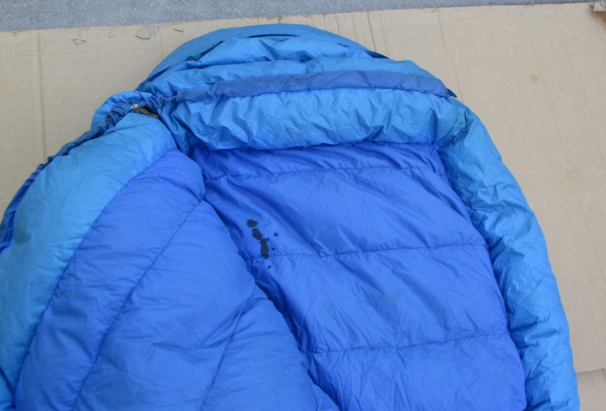 Vintage 1970's Western Mountaineering Middle Bag San Jose CA Down Sleeping Bag
