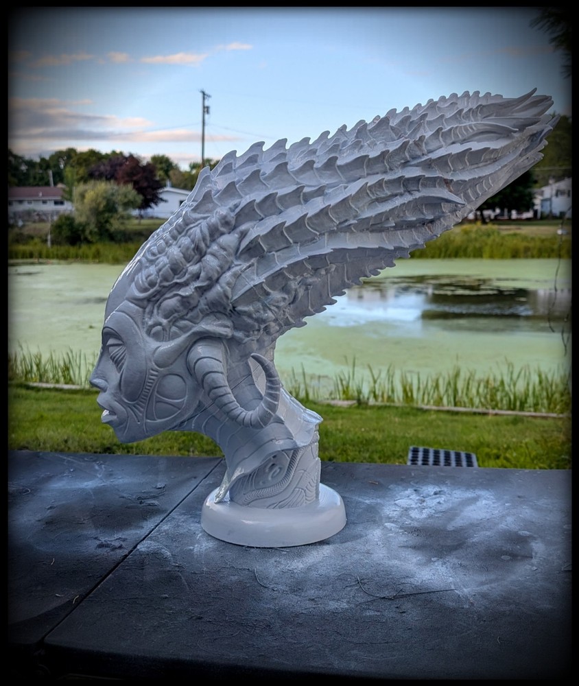 Species Sil Alien Head Bust Prop Replica 1.1 Scale