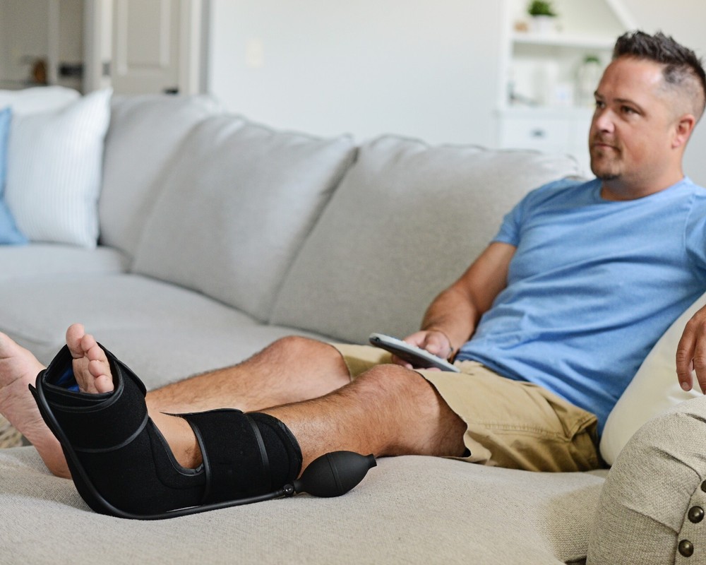 Battle Creek Ice It! Pump Cold & Compression Therapy Wrap