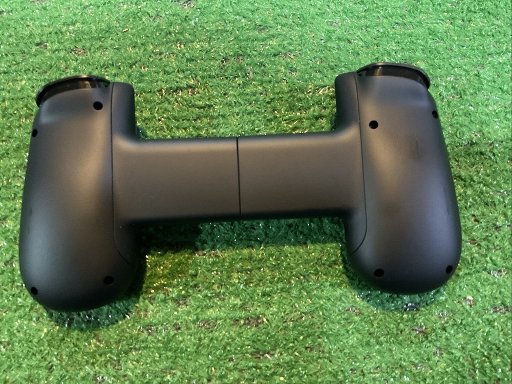 Backbone One Mobile Gaming Controller For iPhone Excellent Condition Plays Well