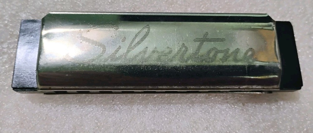 Silvertone harmonica