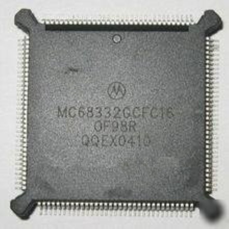 MOTOROLA MC68332GCFC16 QFP 32-Bit Modular Microcontroller RH